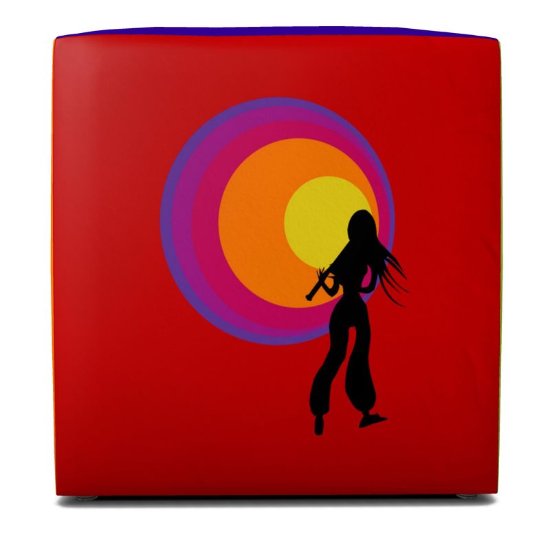 Würfelhocker „Die Tonträgerinnen – Pop Sunset Edition“ (45 × 45 × 45 c