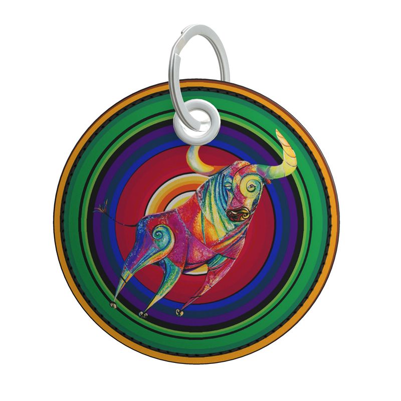 Stier Schlüsselanhänger – Rundes „Checking Bull“- Design auf Leder